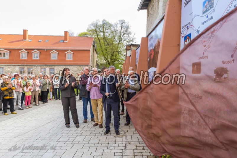 Übergabe Stadtinformation und Einweihung der Foto Tafeln am Schlossberg Harzgerode